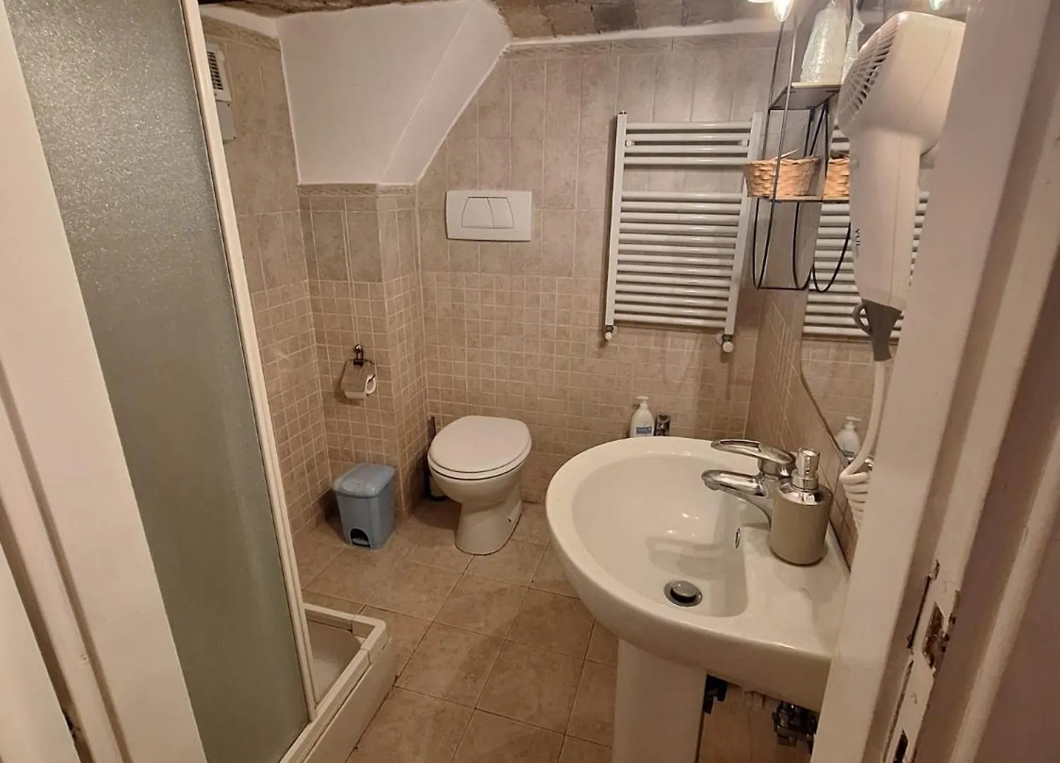 Casa Vacanze Colosseo da Fernando Roma Italia