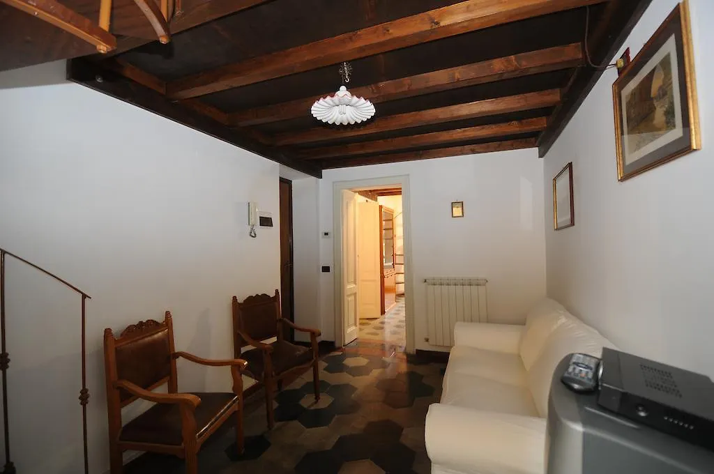 Casa Vacanze Colosseo da Fernando Roma 0*,